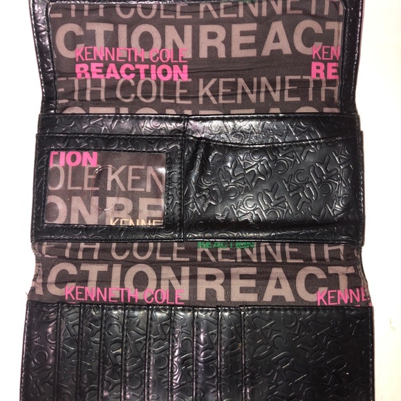 Kenneth Cole Reaction Woman’s Wallet Leather Black Authentic - Picture 2 of 6